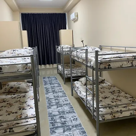 Tirana Hostel Vandrarhem